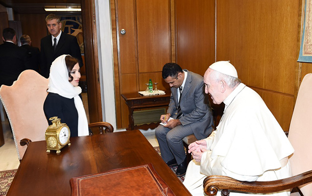 Mehriban Əliyeva Roma Papası ilə görüşdü  - FOTO